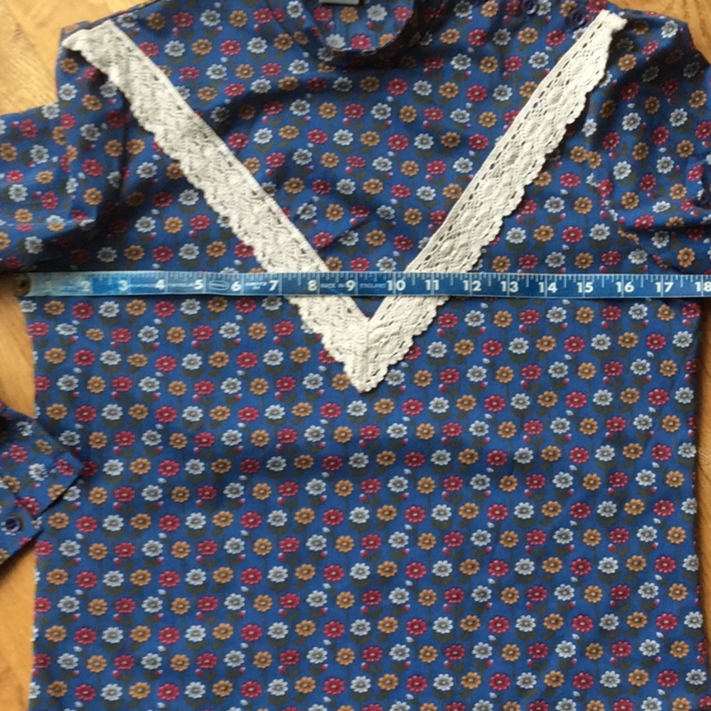 Fantastic Levi Strauss top, prairie western flair - Picture 5 of 5